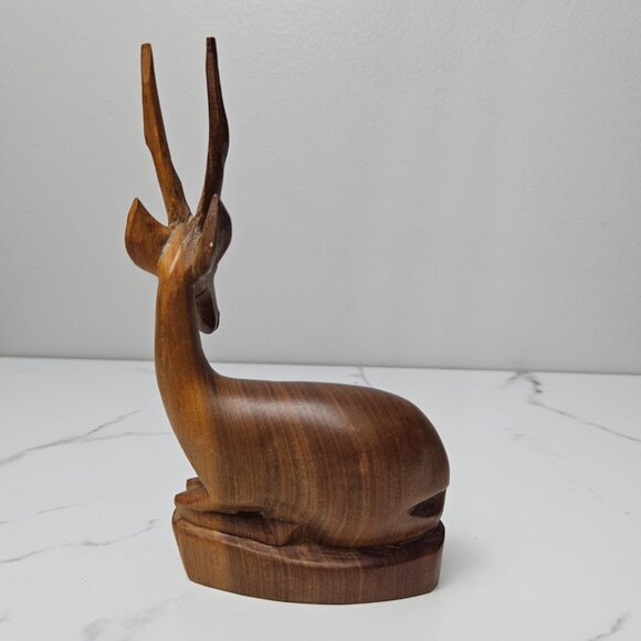 Hand Carved Wood Gazelle Sitting Down - Picture 4 of 6